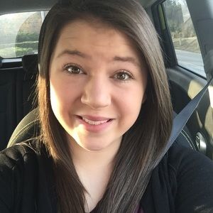 Meet your Posher, Allyson